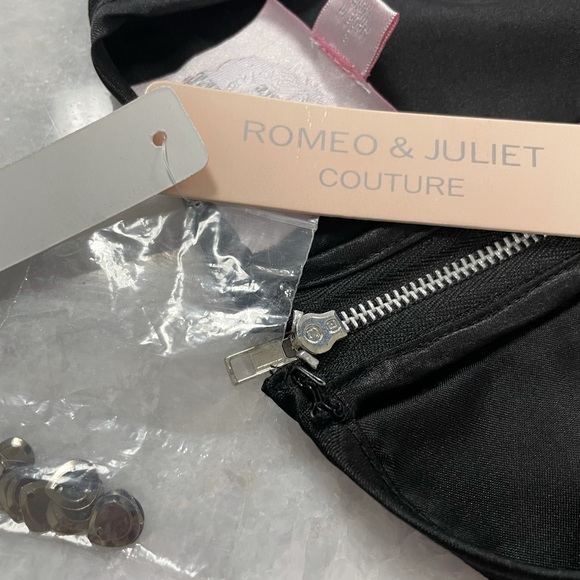 Romeo & Juliet SMALL Sparkle Top - Picture 6 of 8